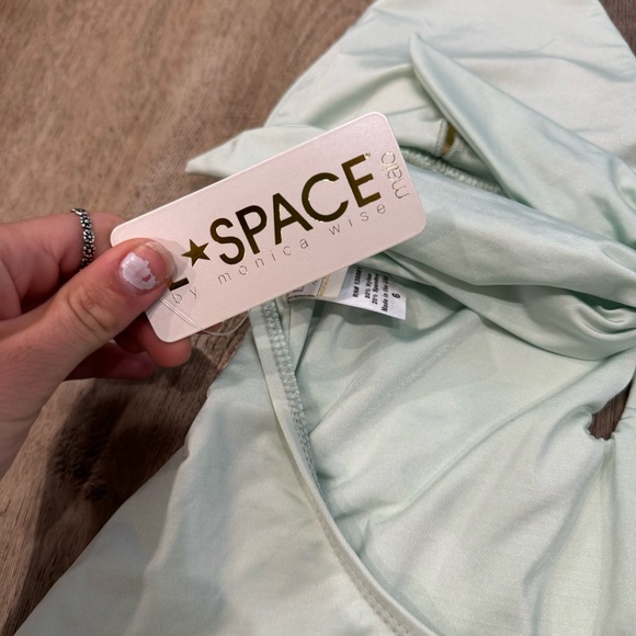 NWT Lspace Swimsuit Onepiece Mint Green Size 6 - Picture 4 of 5